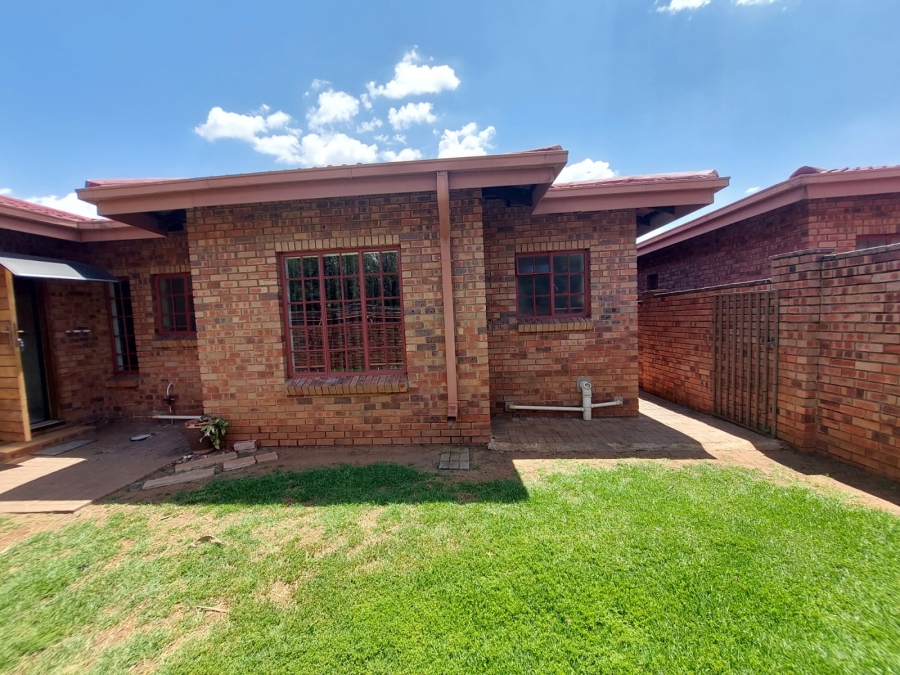3 Bedroom Property for Sale in Vaalpark Free State